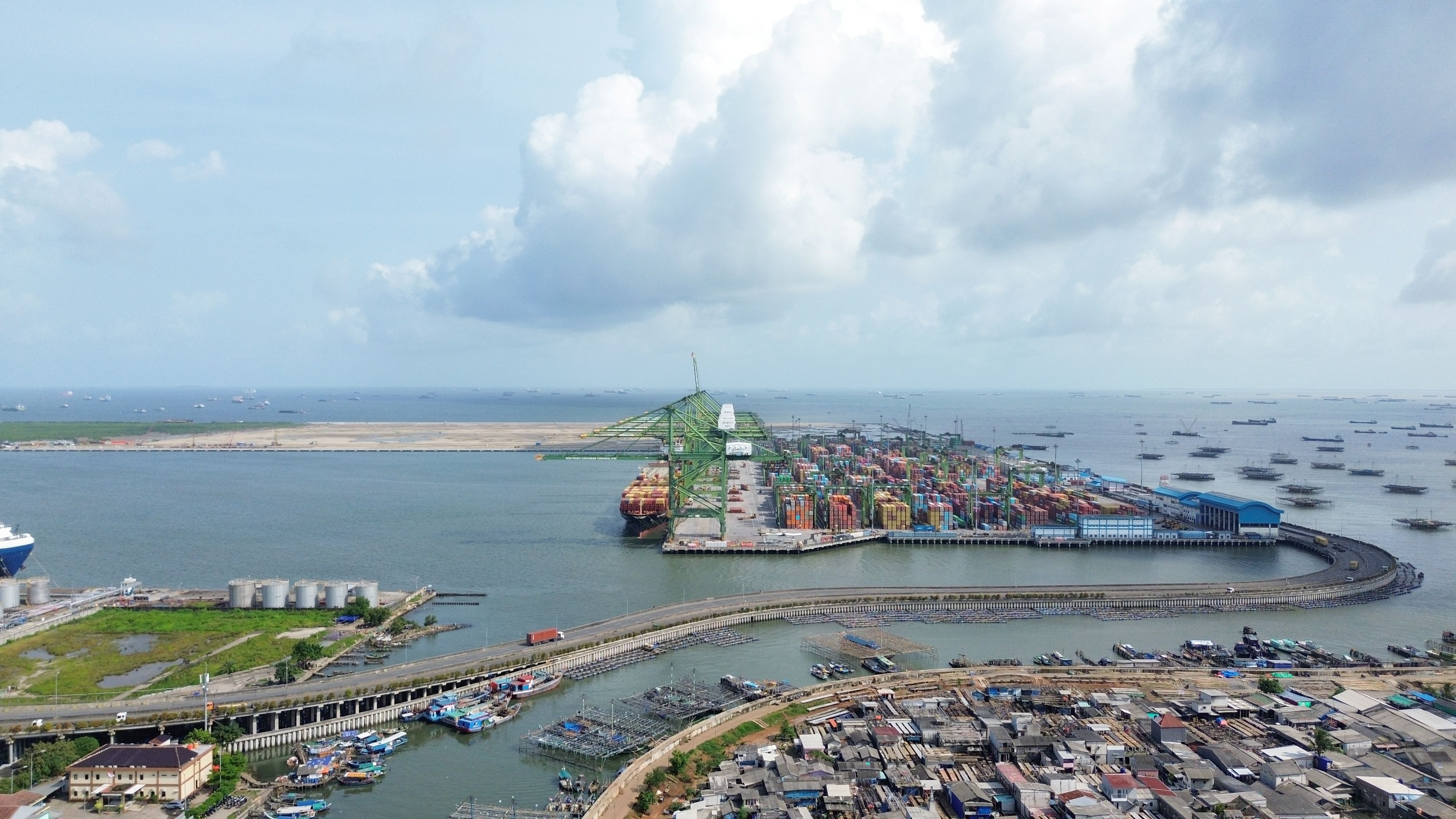 Highlight Pengaman Pantai, Kecamatan Penjaringan, Jakarta Utara